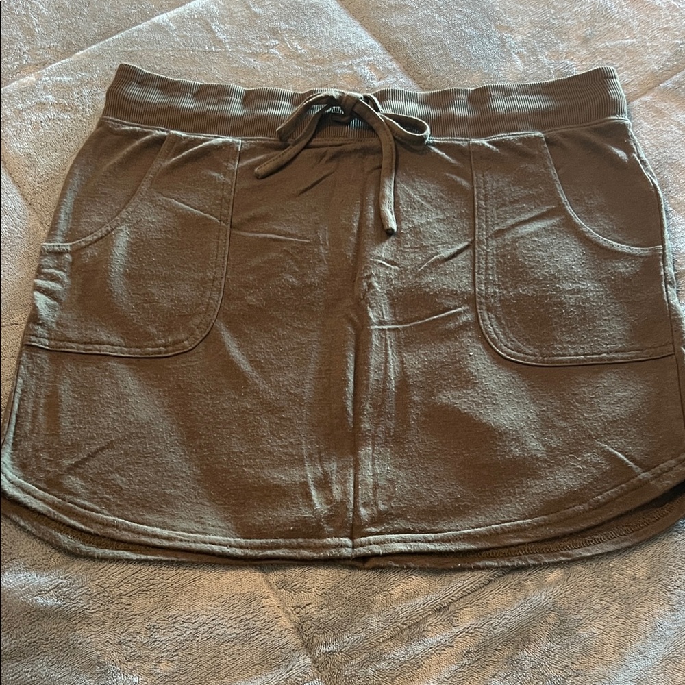 Balance Collection Green Mini Skirt with Pockets